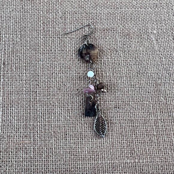 Dangle drip feather leaf metal bead single earring - Picture 1 of 2